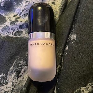 Marc jacobs remarcable foundation